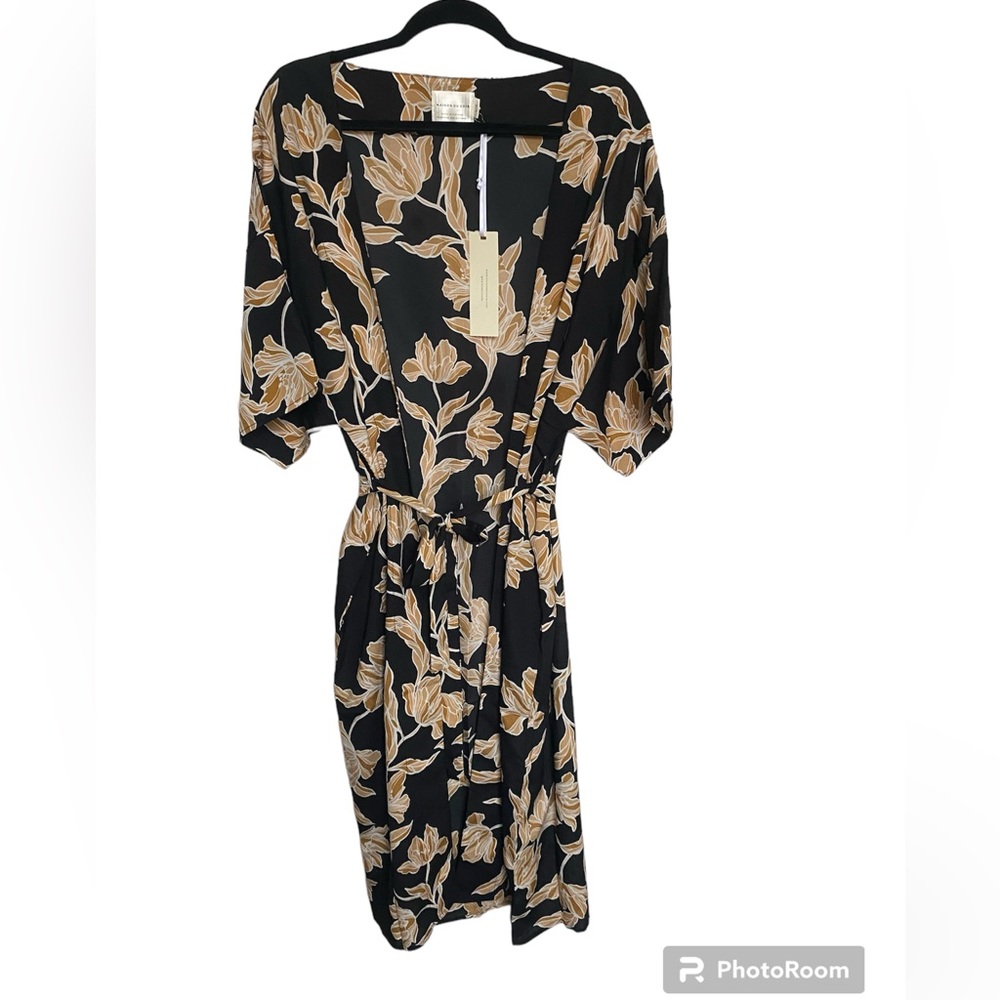 Maison Du Soir Selena Black Floral Kimono/Robe Si… - image 5